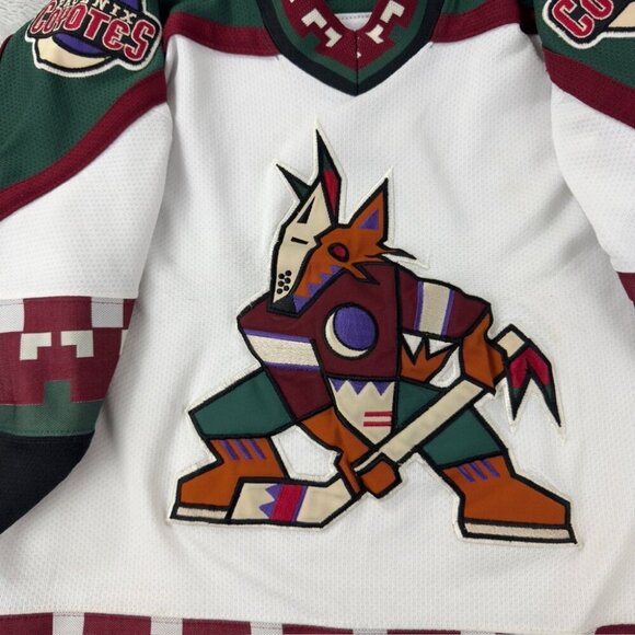 Vtg Starter Arizona Coyotes Hockey Jersey Youth Size Small - Picture 4 of 16